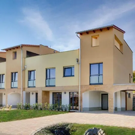 Apartment Luxurioese Am Stoermthaler *